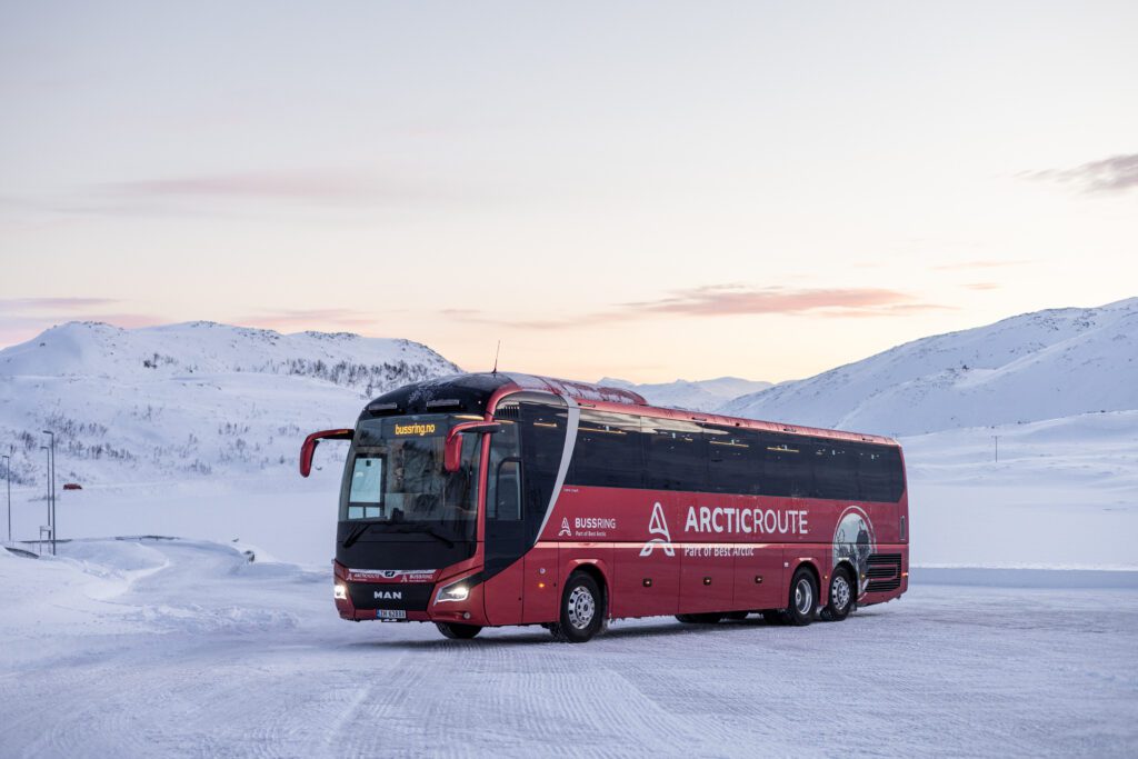 Arctic route bus