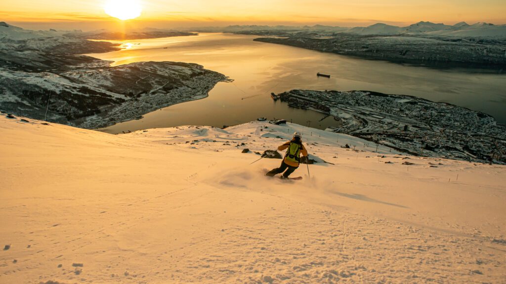 The Arctic Route: Your easiest transportation option to go skiing in Narvik, Levi & Tromsø