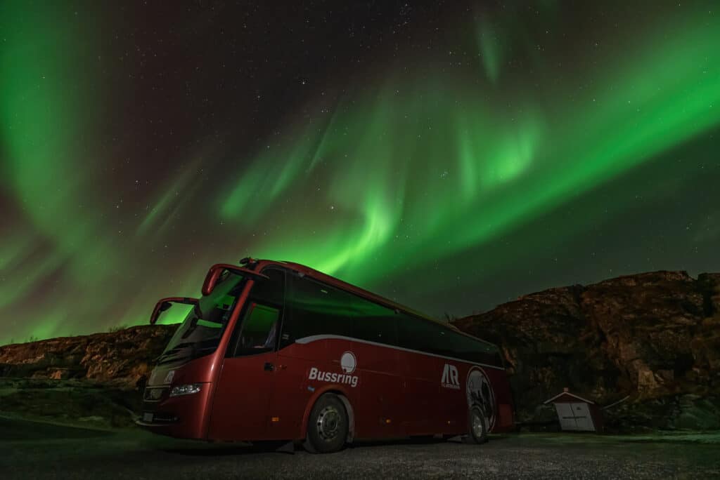 Aurora Safari Chase by big bus with camp meal