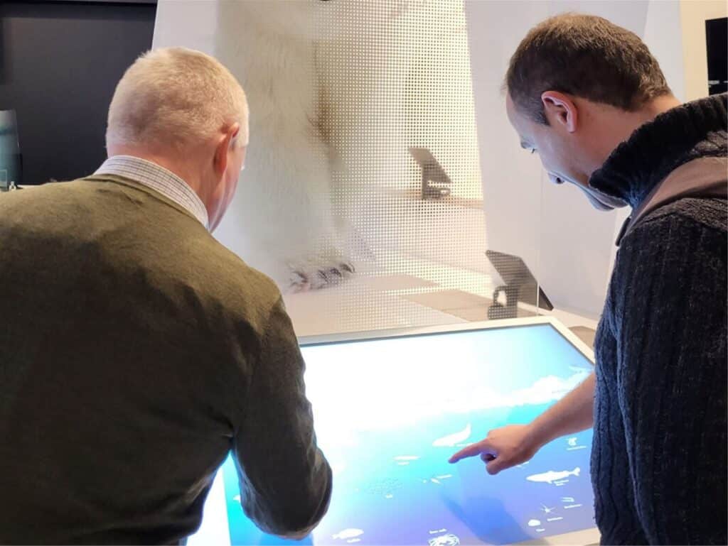 Guided Polar Bear Discovery Walk